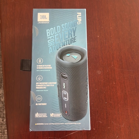 JBL Flip 6 Bluetooth Speaker - Picture 3 of 4